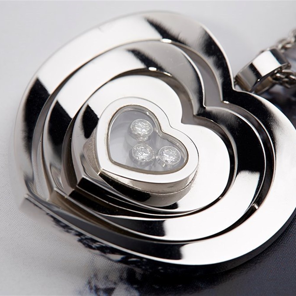 Chopard Happy Diamonds 18K White Gold Medium Heart Pendant Necklace