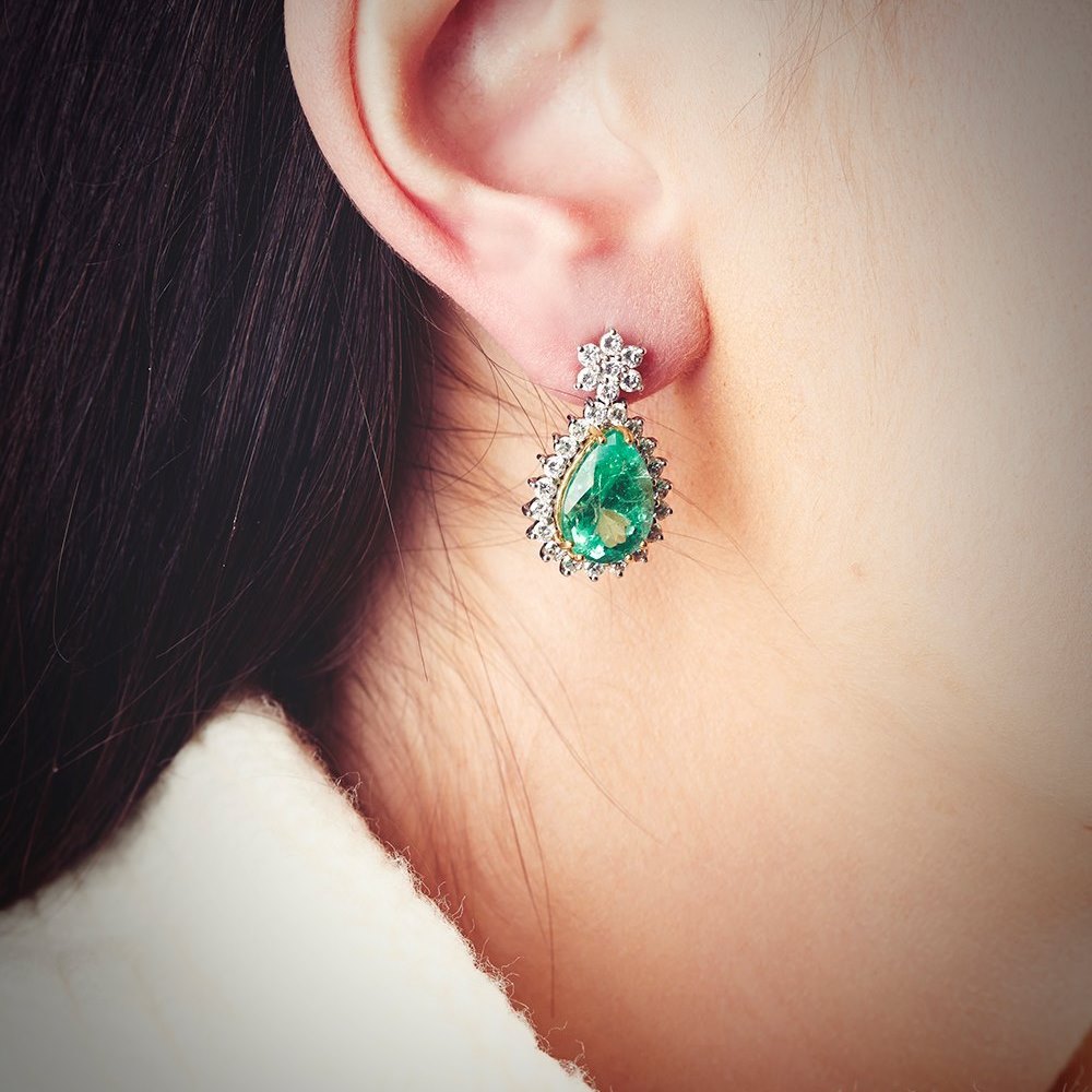 18k White Gold (each 6 claw setting holding Emerald is made from 18k Yellow Gold) 18k White Gold 9.00ct Colombian Emerald & 2.60ct Diamond Earrings