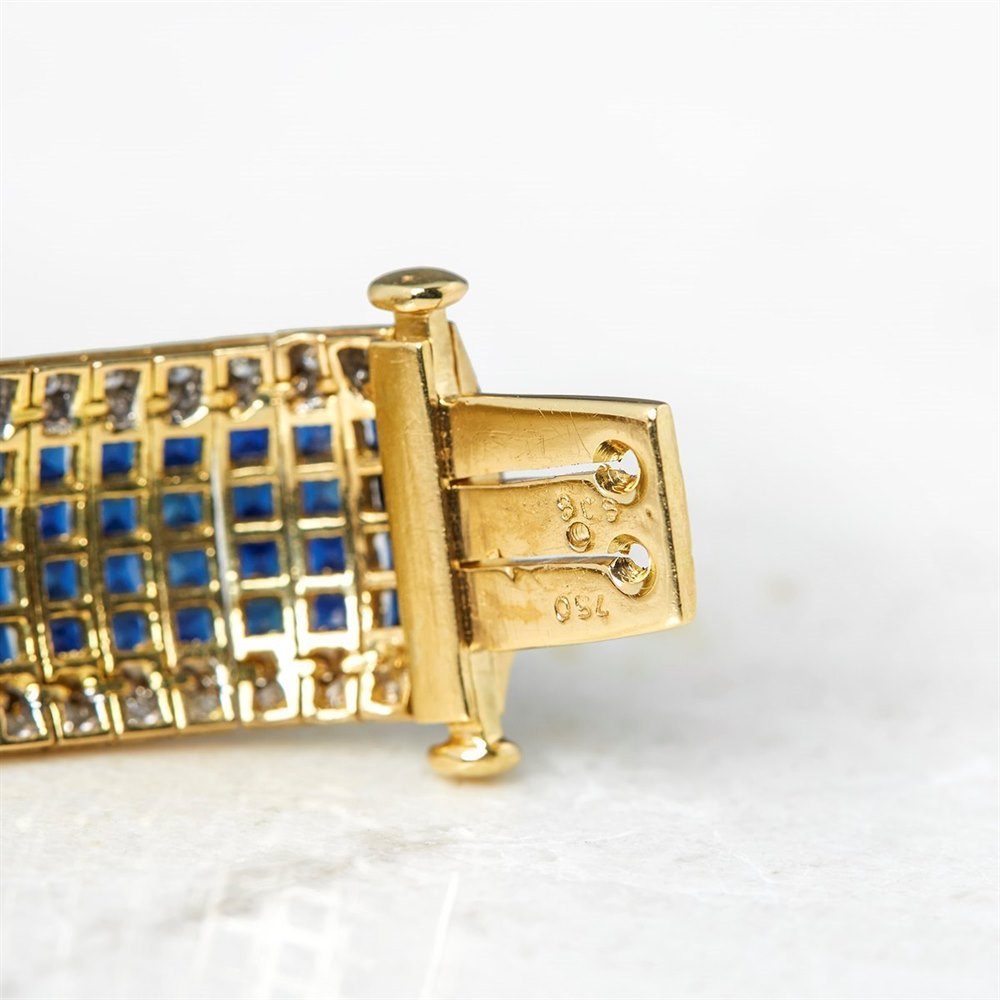 18k Yellow Gold, total weight - 43.07 grams 18k Yellow Gold 30.80ct Sapphire & 1.54ct Diamond Bracelet