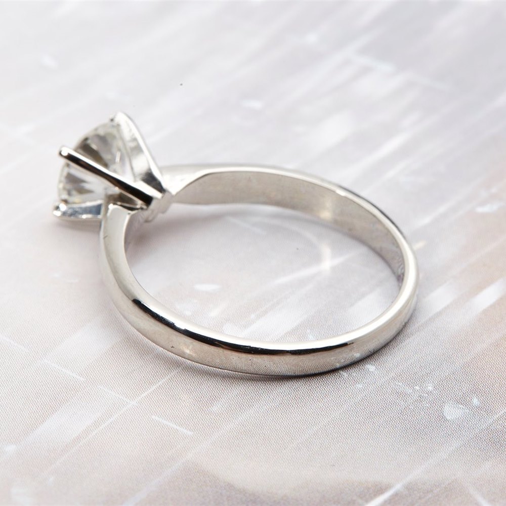 Platinum  Platinum 1.104cts VS1 H Colour Round Brilliant Diamond Engagement Ring