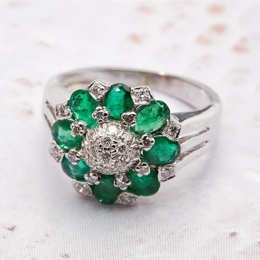 14k White Gold  14k White Gold 2.70cts Emerald & Diamond Ring