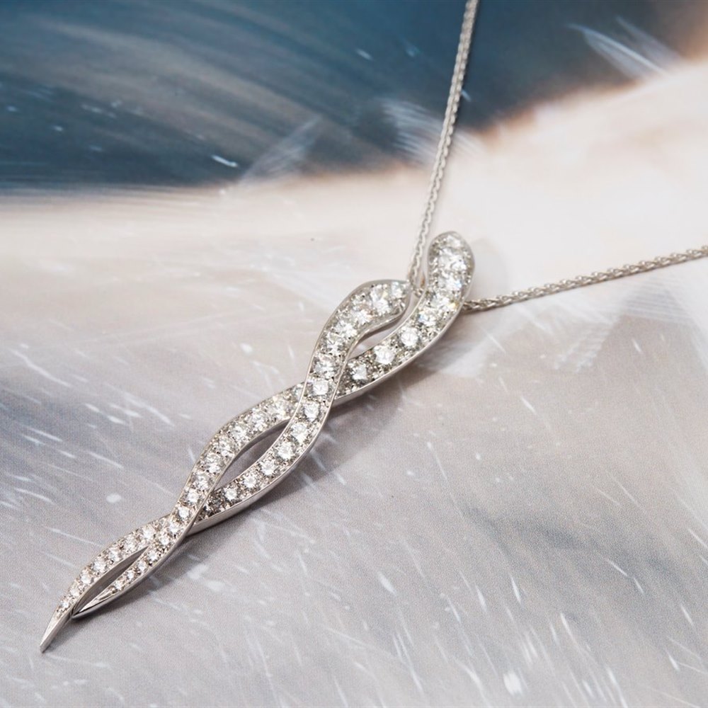 Picchiotti 18k White Gold 4.00cts VS1 F Diamond Twist Necklace