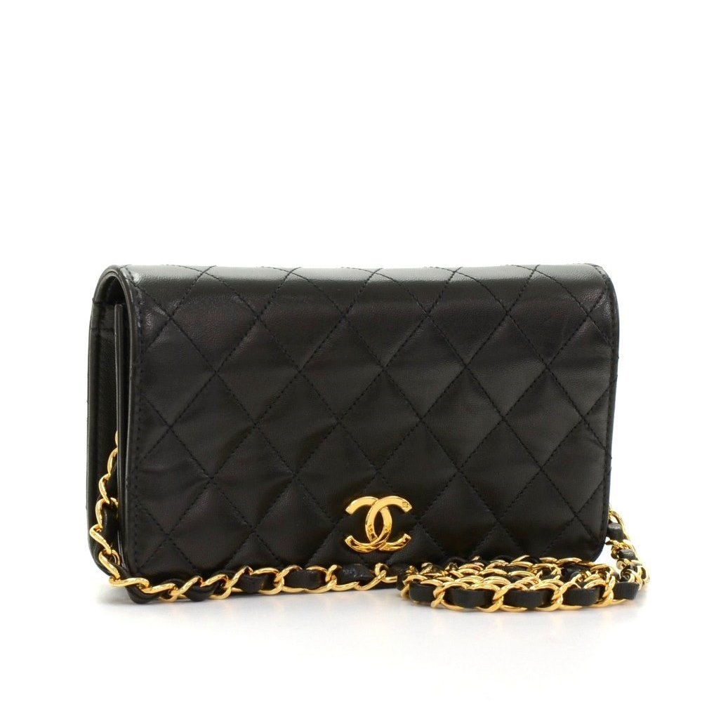 Chanel Mini Flap Bag 1990's HB050 | Second Hand Handbags | Xupes