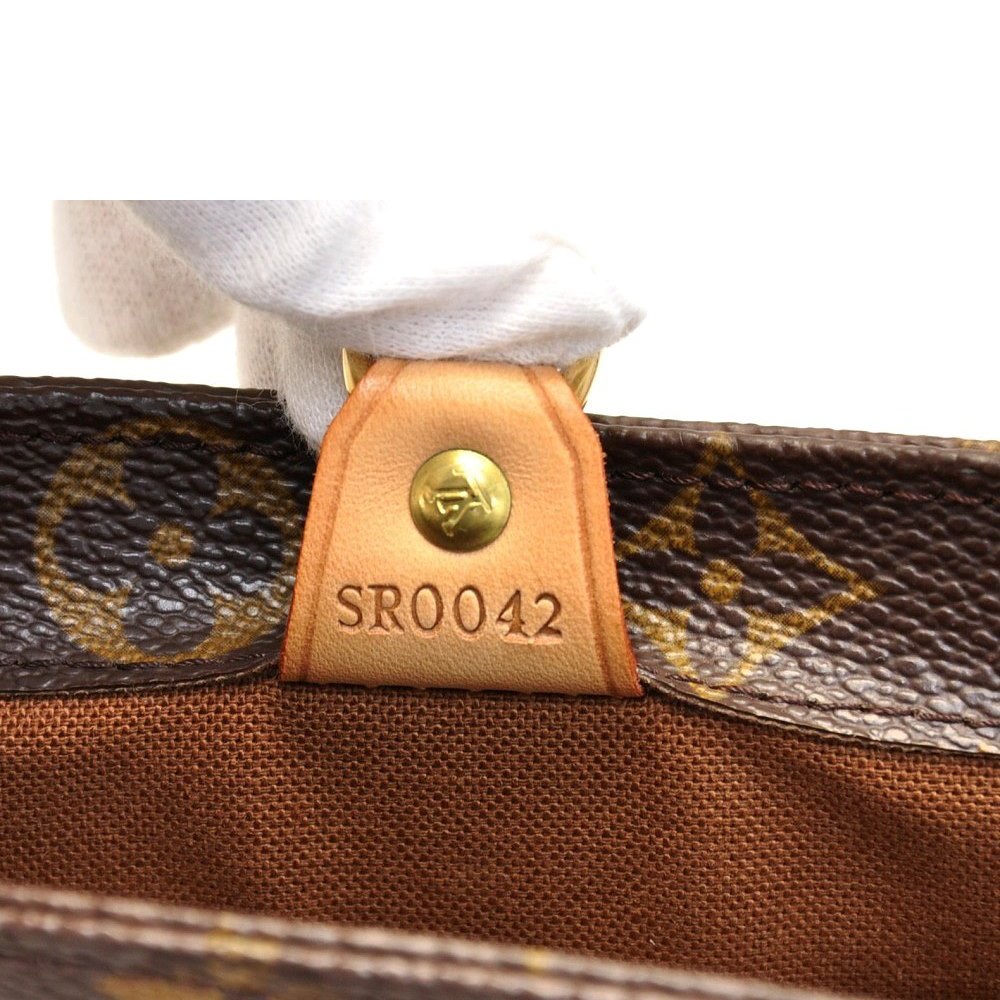 Louis Vuitton Vavin PM  LOUIS VUITTON Monogram Vavin PM Tote Bag