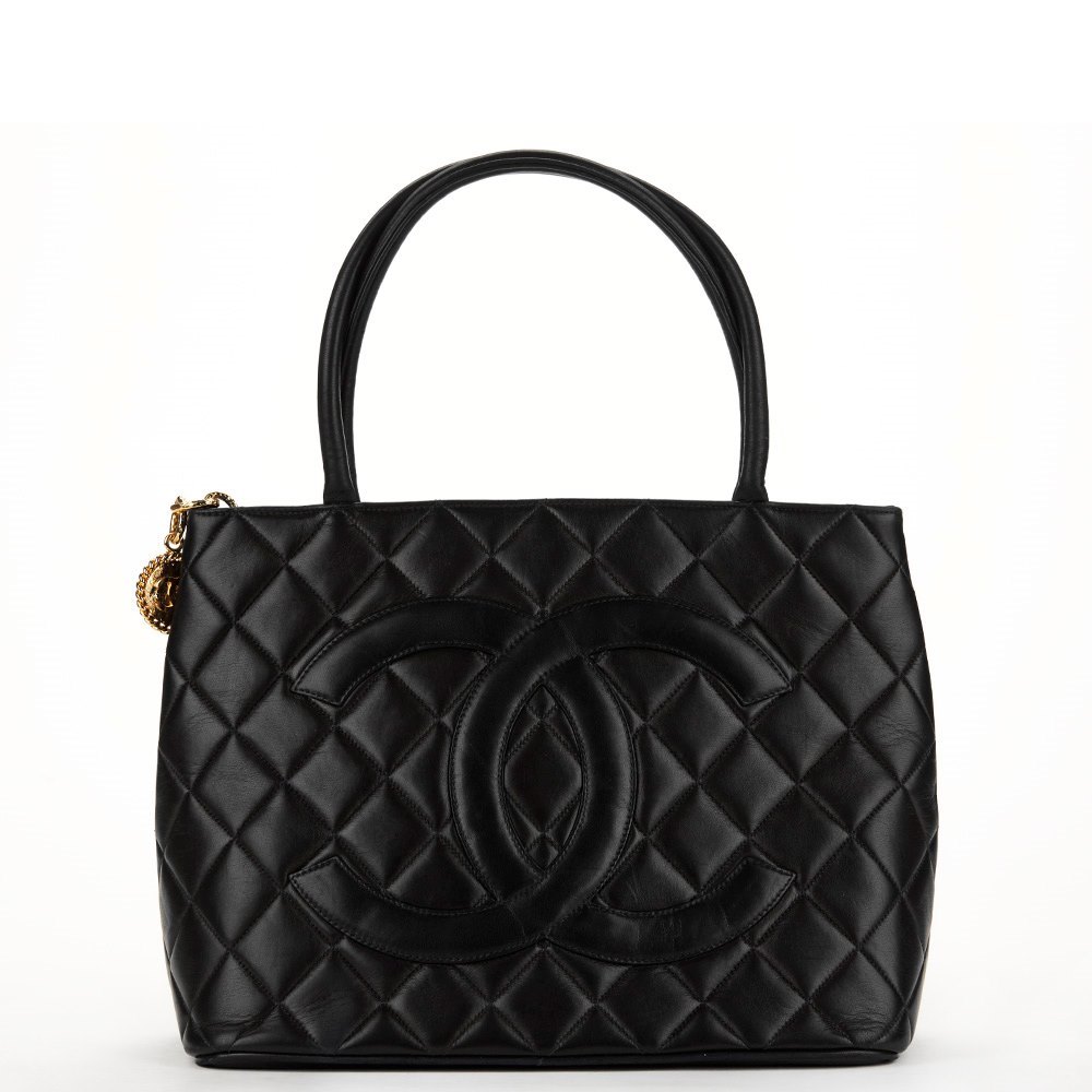 Chanel Medallion Tote 2000 HB171 | Second Hand Handbags | Xupes