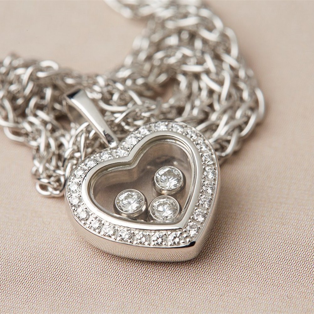 Chopard 18k White Gold Happy Diamonds Heart Necklace