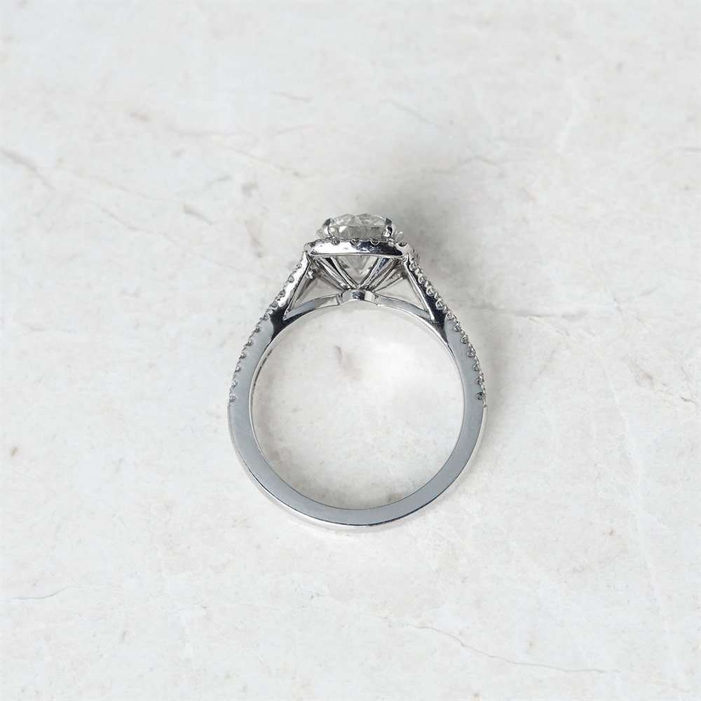 Platinum, total weight - 6.74 grams Platinum Round Brilliant Cut 1.42ct Diamond Ring