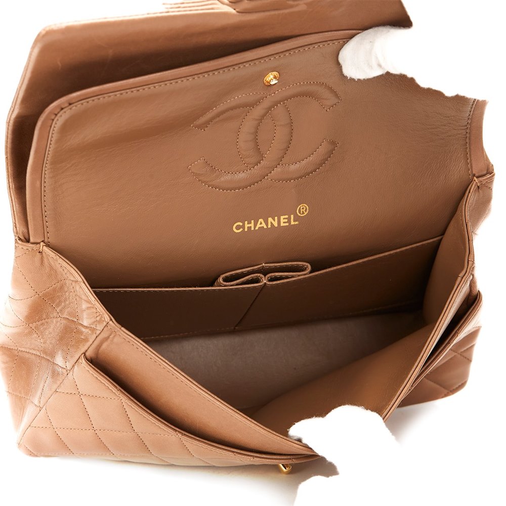 Chanel Medium Classic Double Flap Bag 1992 HB829 | Second Hand Handbags