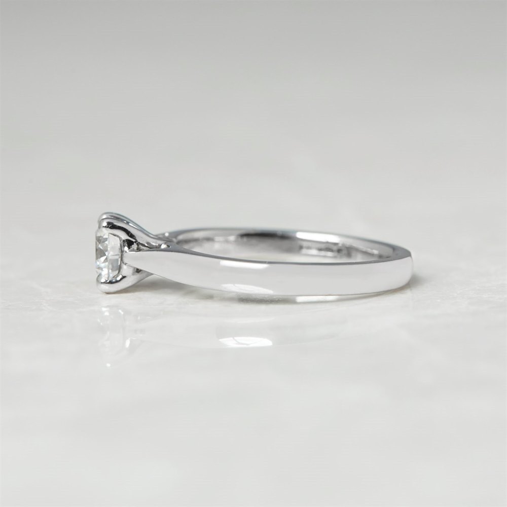 Platinum, total weight - 4.30 grams Platinum Round Brilliant Cut 0.50ct Diamond Engagement Ring