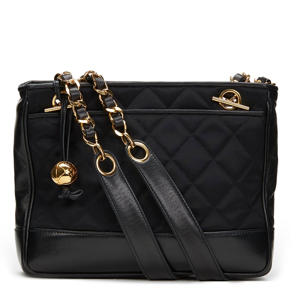 Chanel Mini Timeless Shoulder Bag 1990's HB1047 | Second Hand Handbags