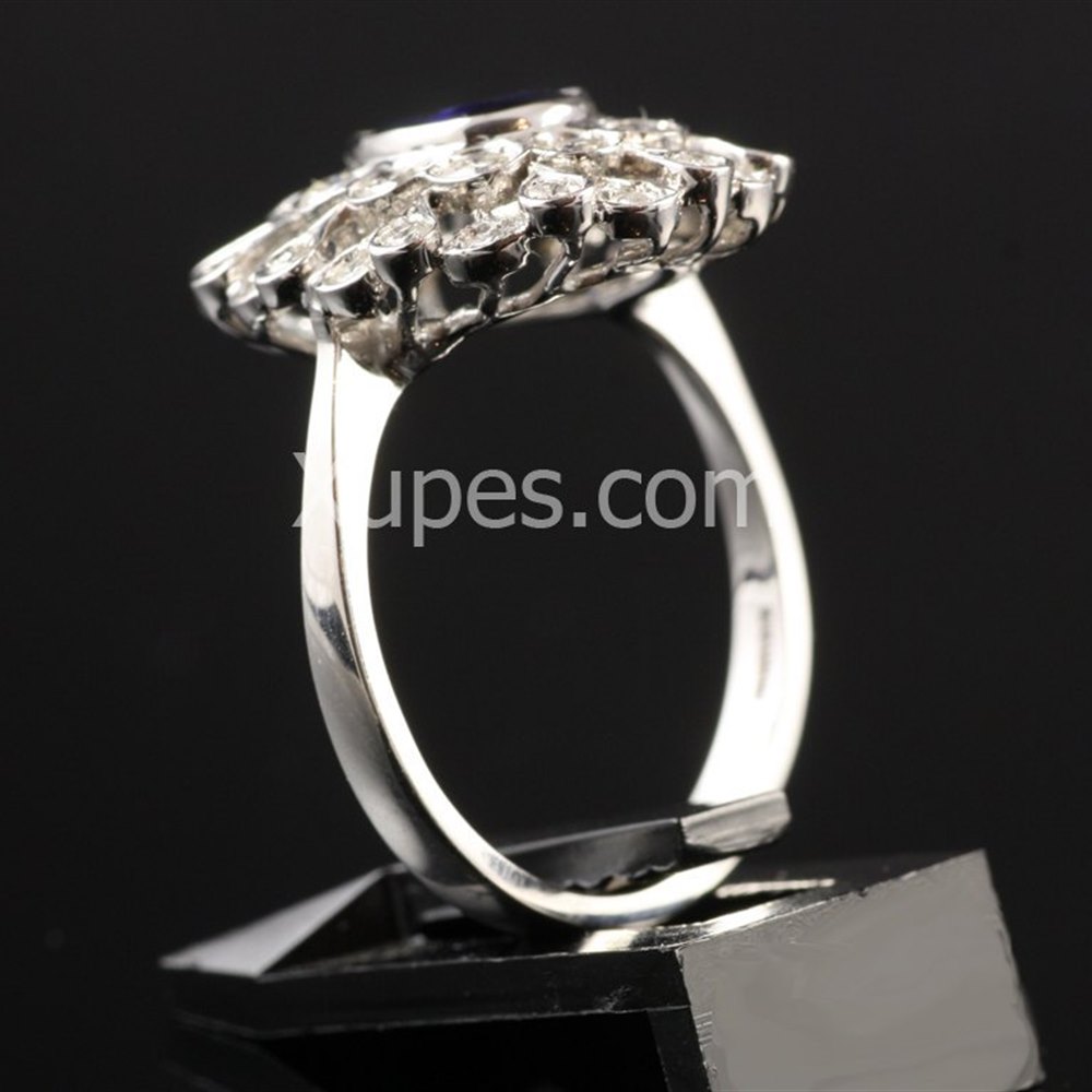 18k White Gold Unusual 1950'S 18K White Gold Sapphire Pear & Diamond Ring