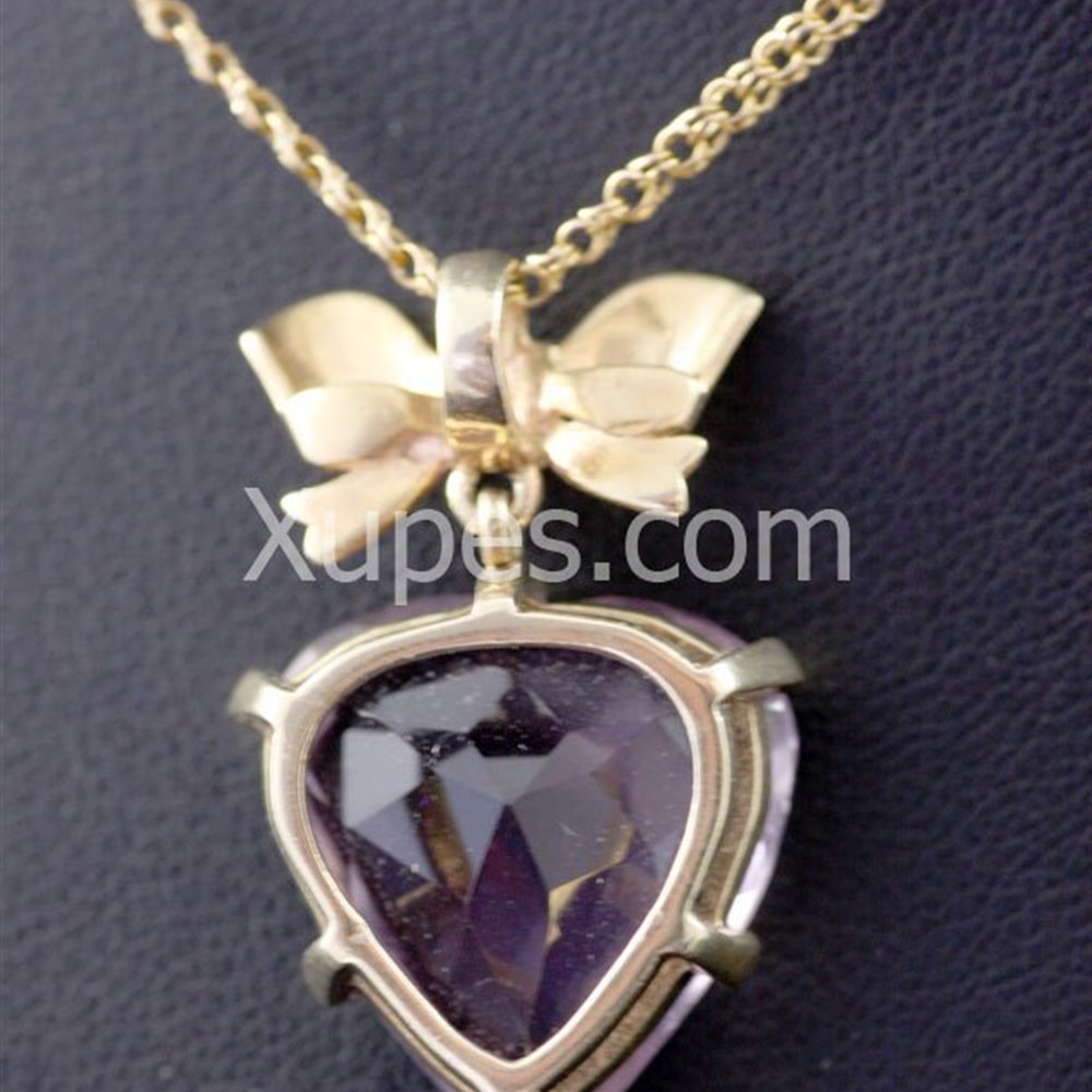 15k Yellow Gold Victorian 15K Yellow Gold Amethyst Heart Pendant And Chain