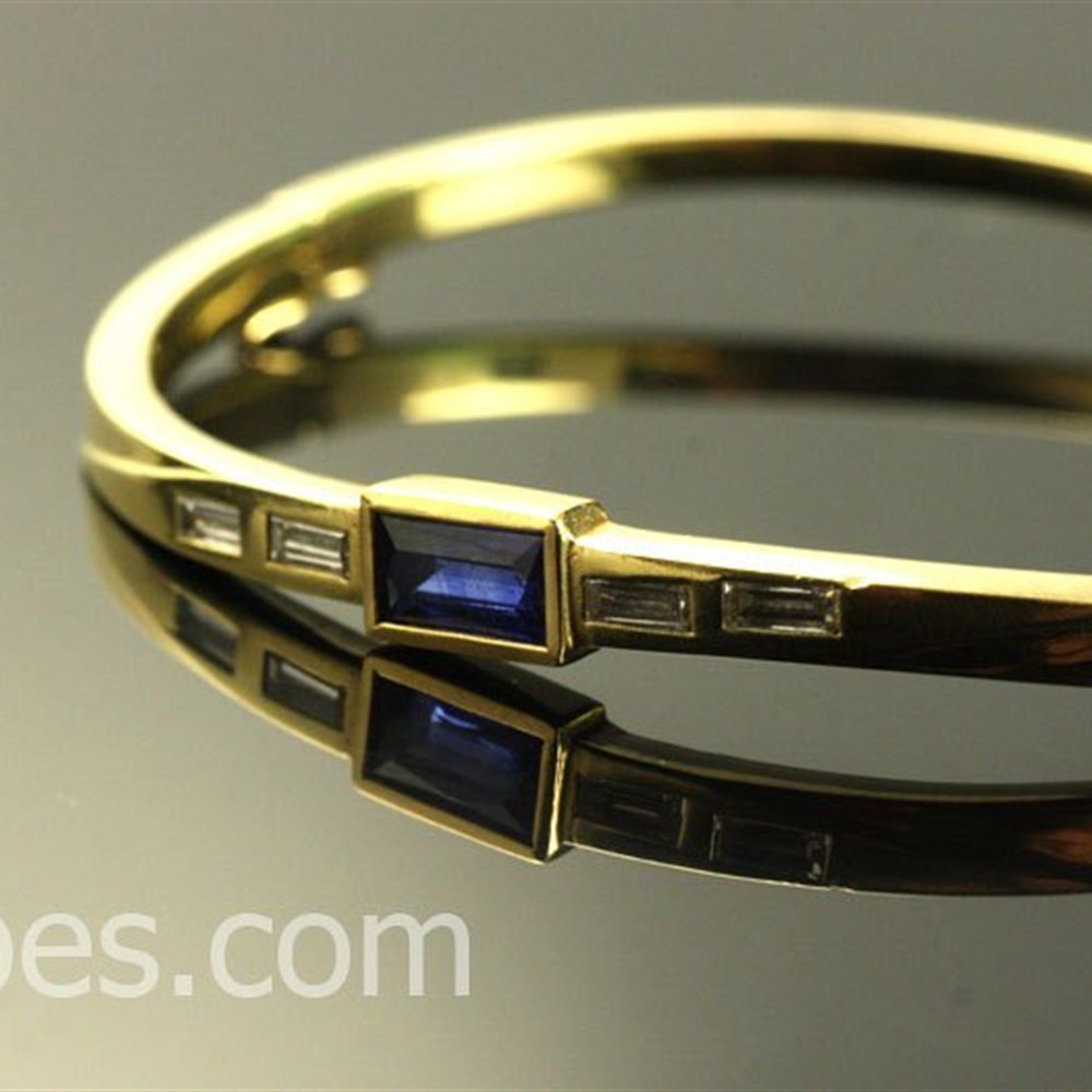 18k Yellow Gold Beautiful 18K Sapphire & Diamond Bangle Bracelet