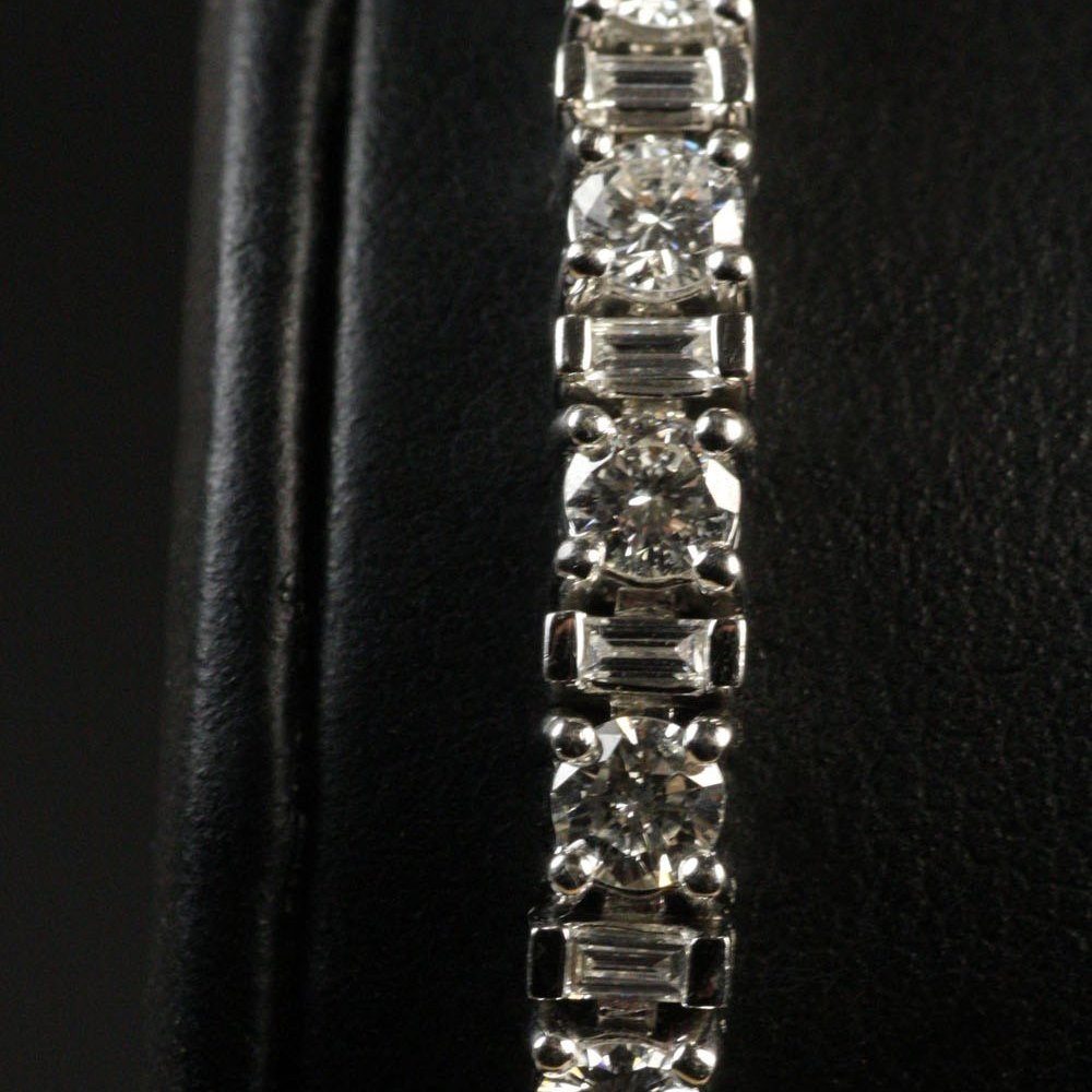 18k White Gold 18K White Gold Diamond Tennis Style Bracelet