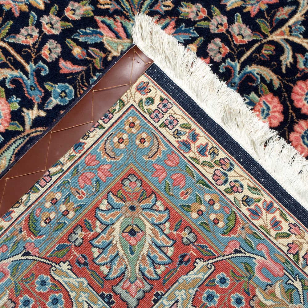 VINTAGE SHERKAT LAVER PERSIAN RUG 