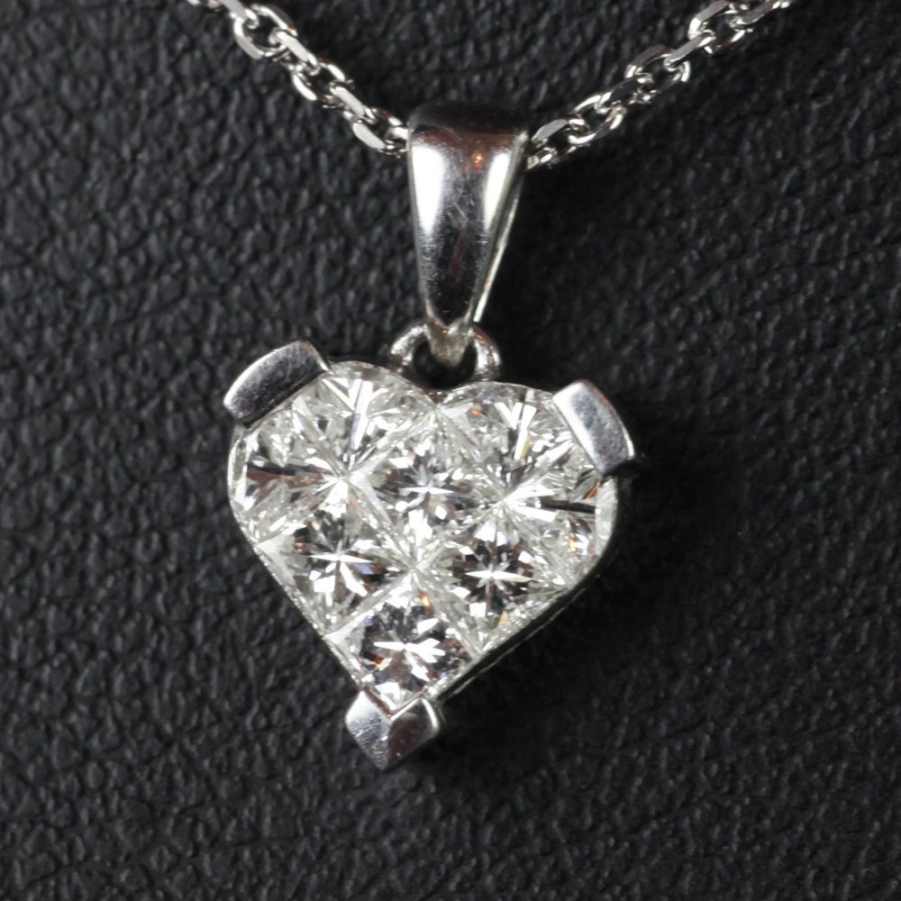 Platinum H.M Platinum Diamond Heart Pendant & Chain