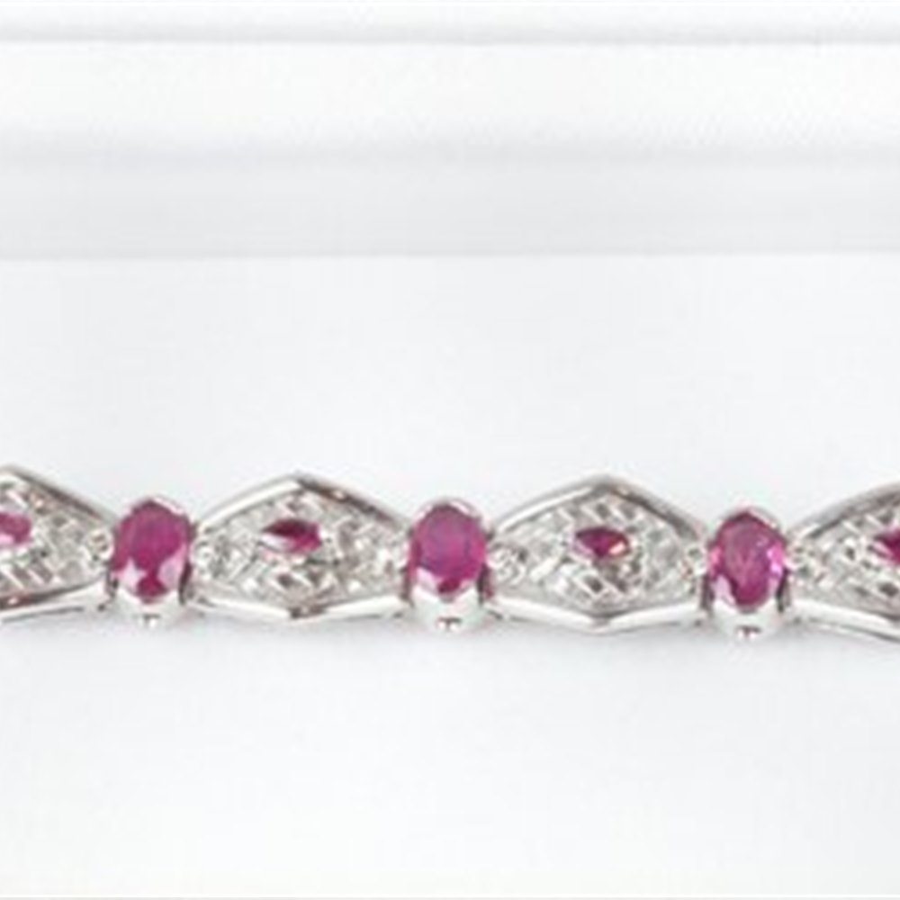 18ct White Gold 18ct White Gold Hot Pink Sapphires & Diamonds Bracelet