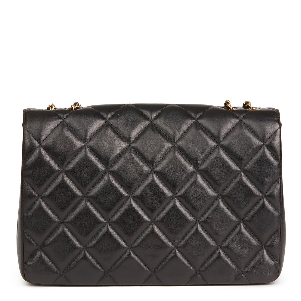 chanel diamond flap bag