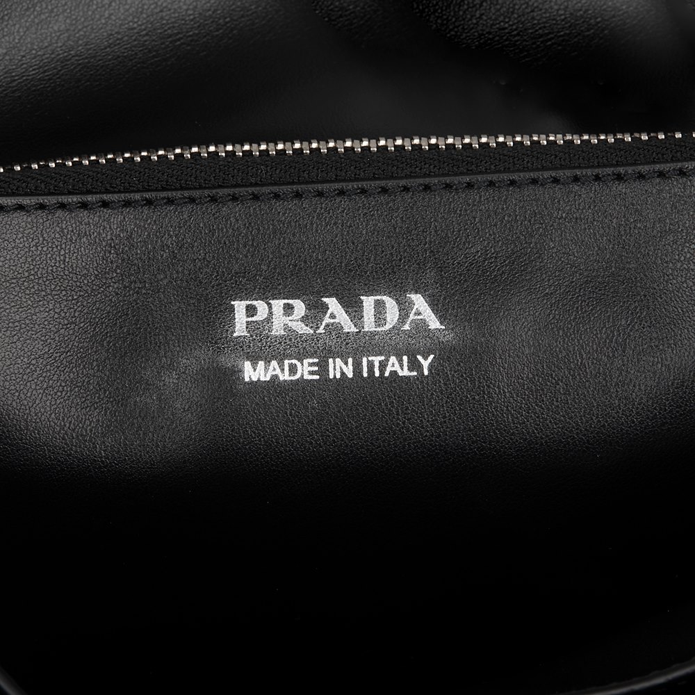 Prada Monochrome Tote 2017 HB2337 | Second Hand Handbags | Xupes