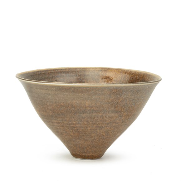 SONIA LEWIS STUDIO CERAMIC BROWN GLAZED CONICAL BOWL