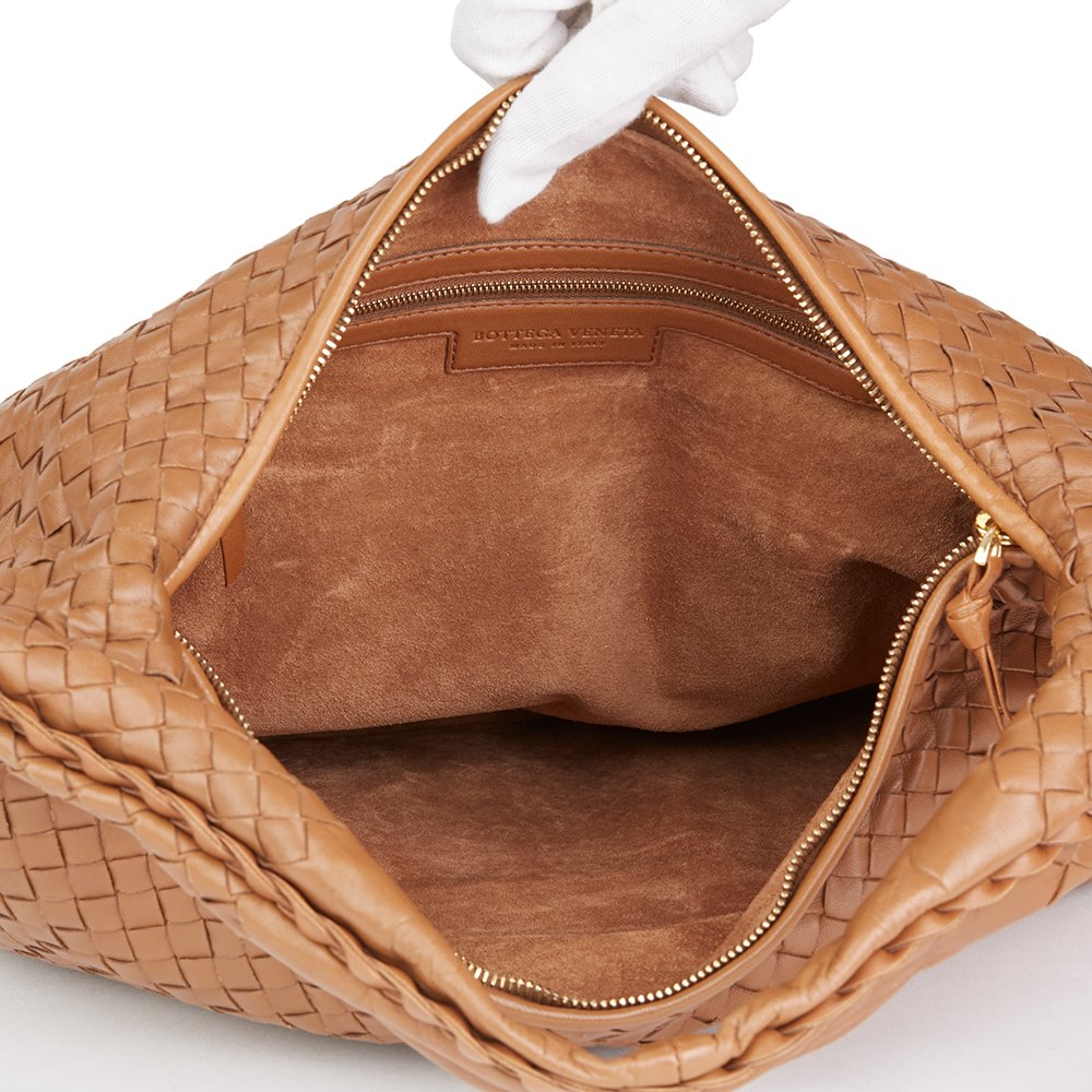Bottega Veneta Medium Veneta Bag 00 S Hb2391 Second Hand Handbags