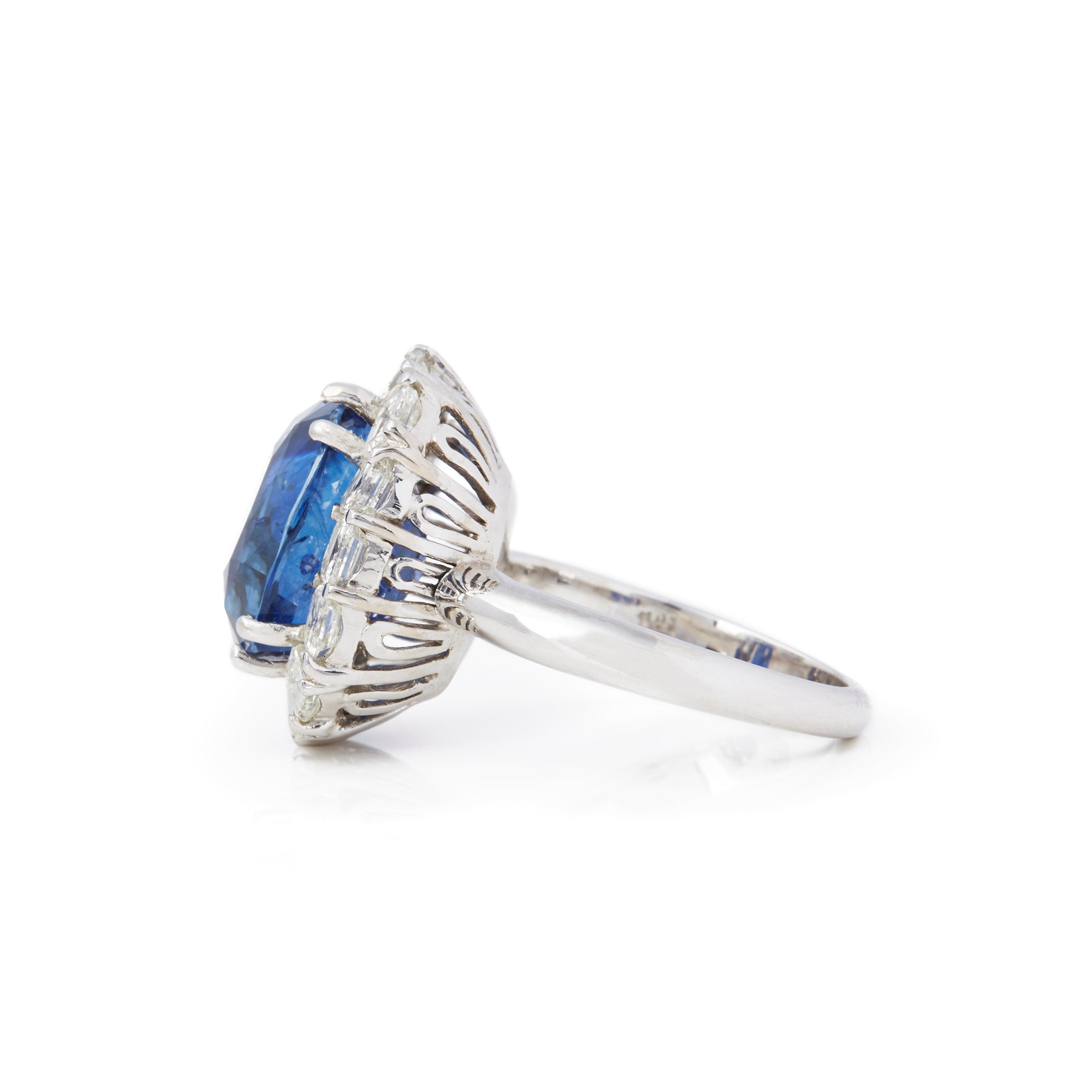 Sapphire 18k White Gold 12.54ct Sapphire & Diamond Cocktail Ring