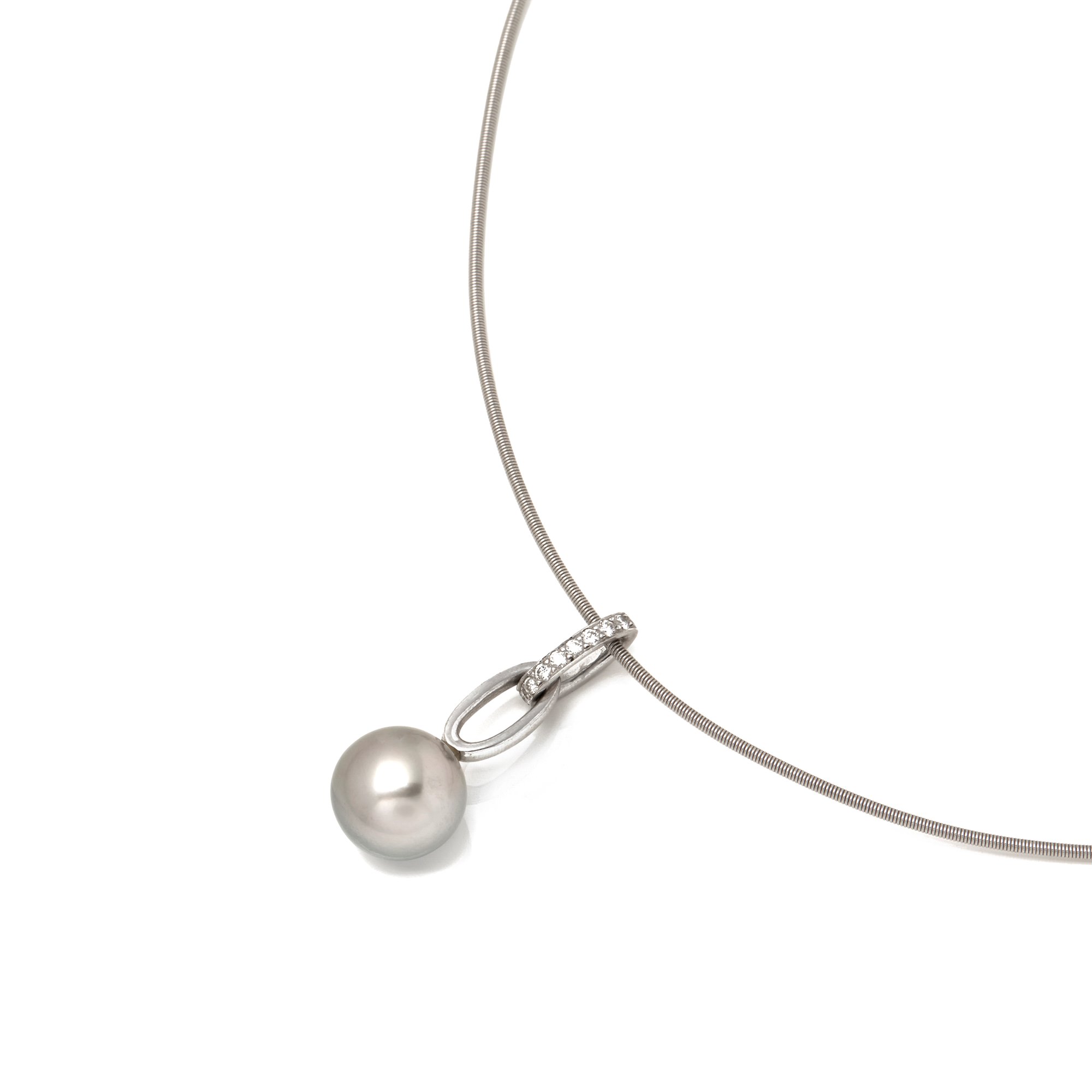 Boodles 18k White Gold Cultured Pearl & Diamond Pendant Necklace