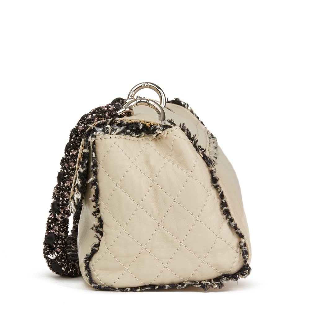 Chanel Classic Shoulder Bag 2009 HB2674 | Second Hand Handbags