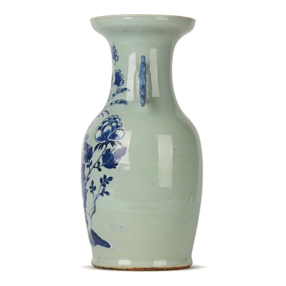 CHINESE QING BLUE & WHITE CELADON BIRD DECORATED VASE 19TH C. Qing Dynasty, 19th Century