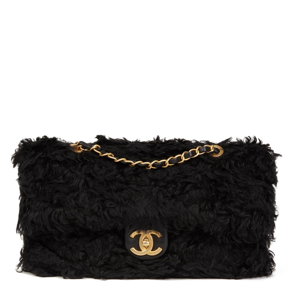 Chanel Classic Foldover Flap Bag 2018 HB2885 | Second Hand Handbags
