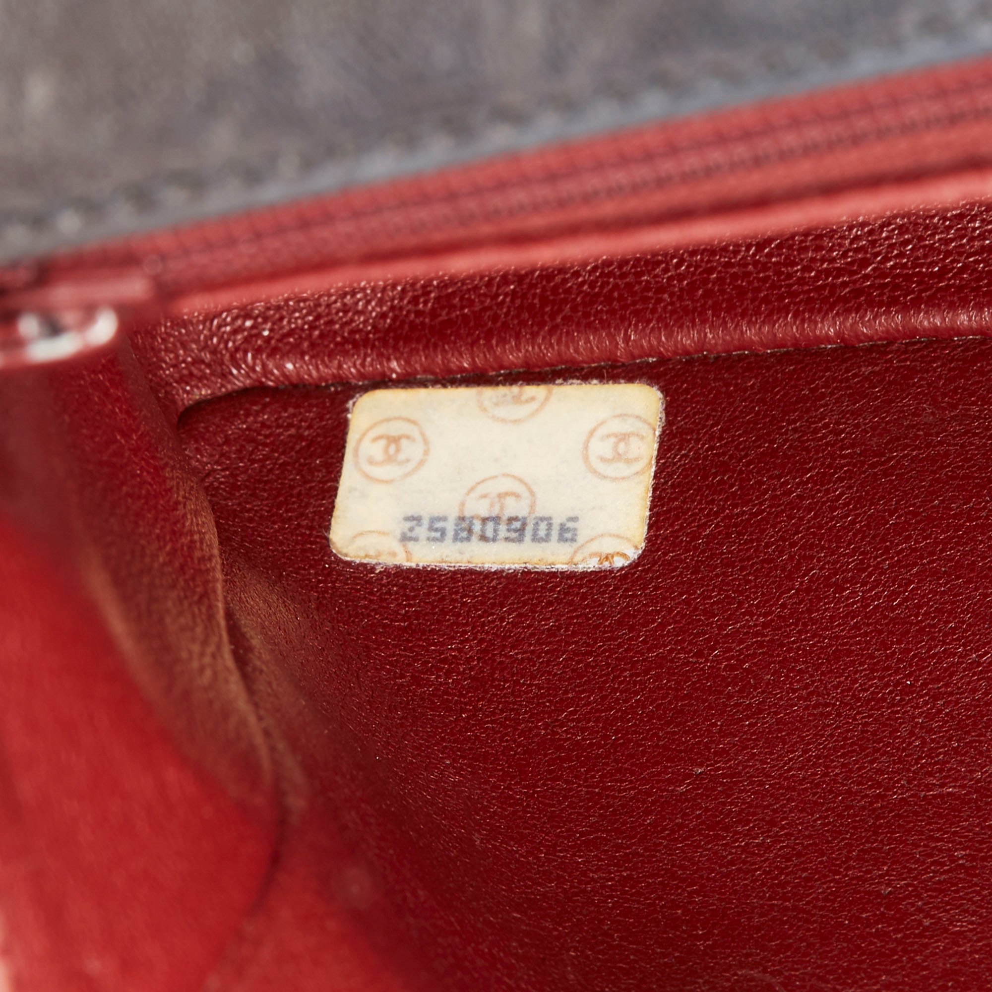 Chanel Mini Flap Bag 1992 HB2902 | Second Hand Handbags | Xupes