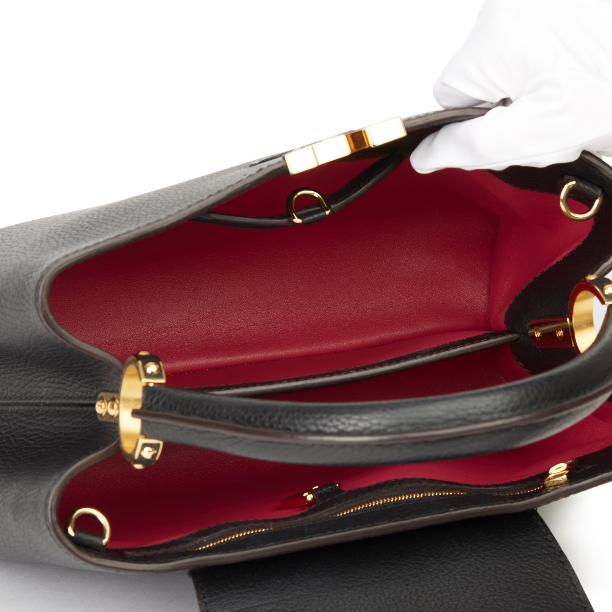 Louis Vuitton Capucines PM 2017 HB3059 | Second Hand Handbags
