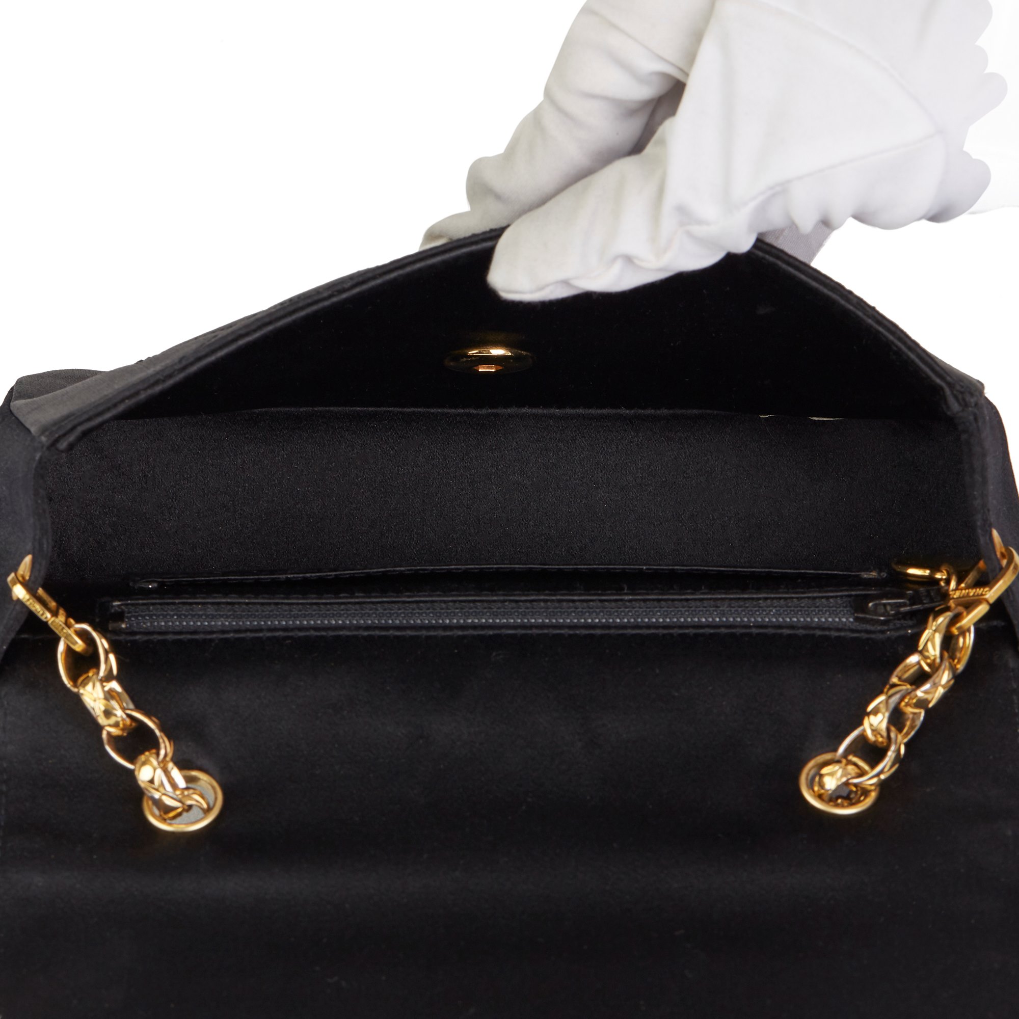chanel vintage diana flap