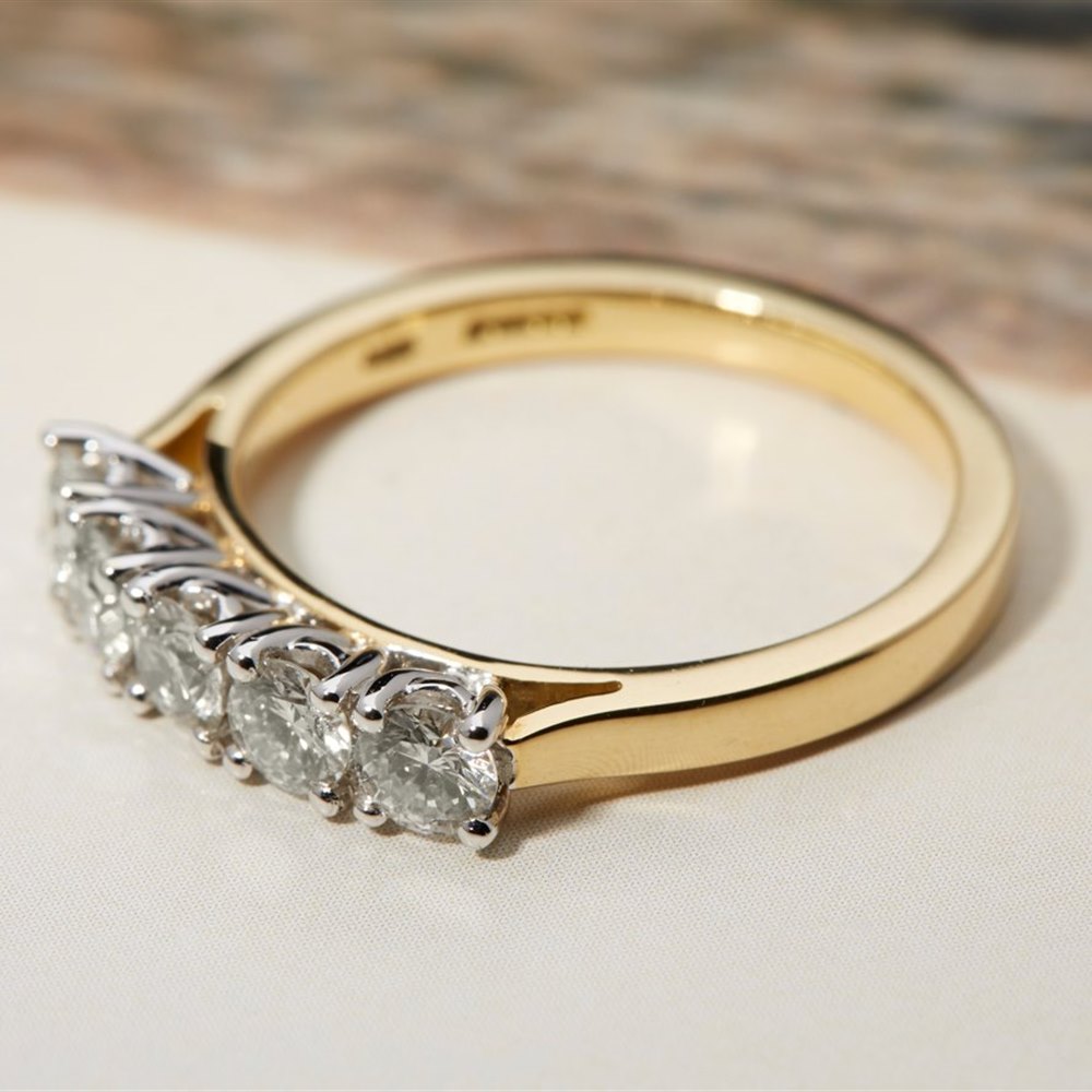 Mappin & Webb 18k Yellow Gold & Platinum 0.75 cts G VS1 Diamond Ring Size M
