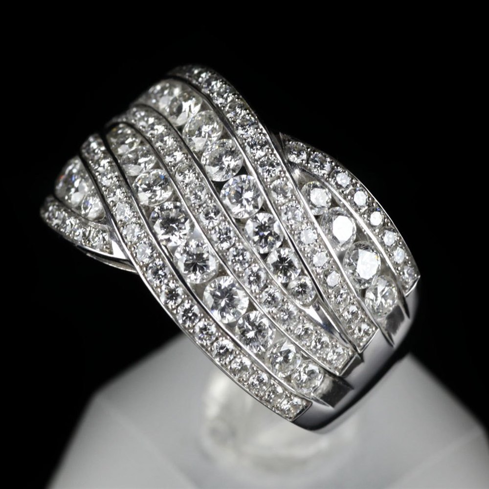 Mappin & Webb 18K White Gold 1.86 cts G VS1 Diamond Crossover Ring Size M
