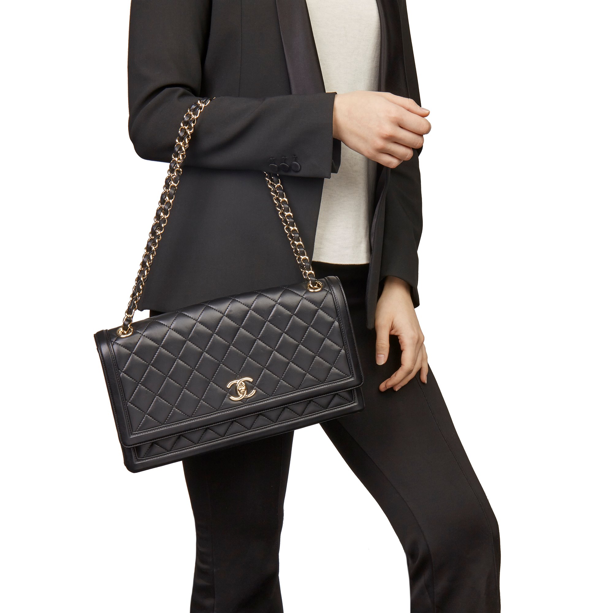 chanel black quilted lambskin leather single flap bag