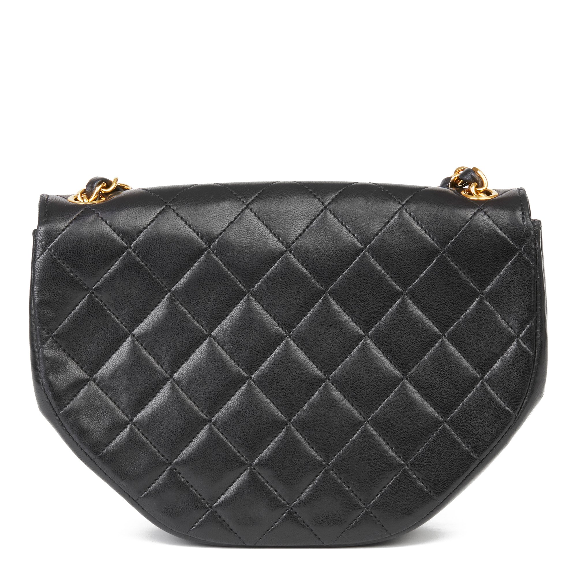 Chanel Classic Round Flap Bag 1986 HB3414 | Second Hand Handbags