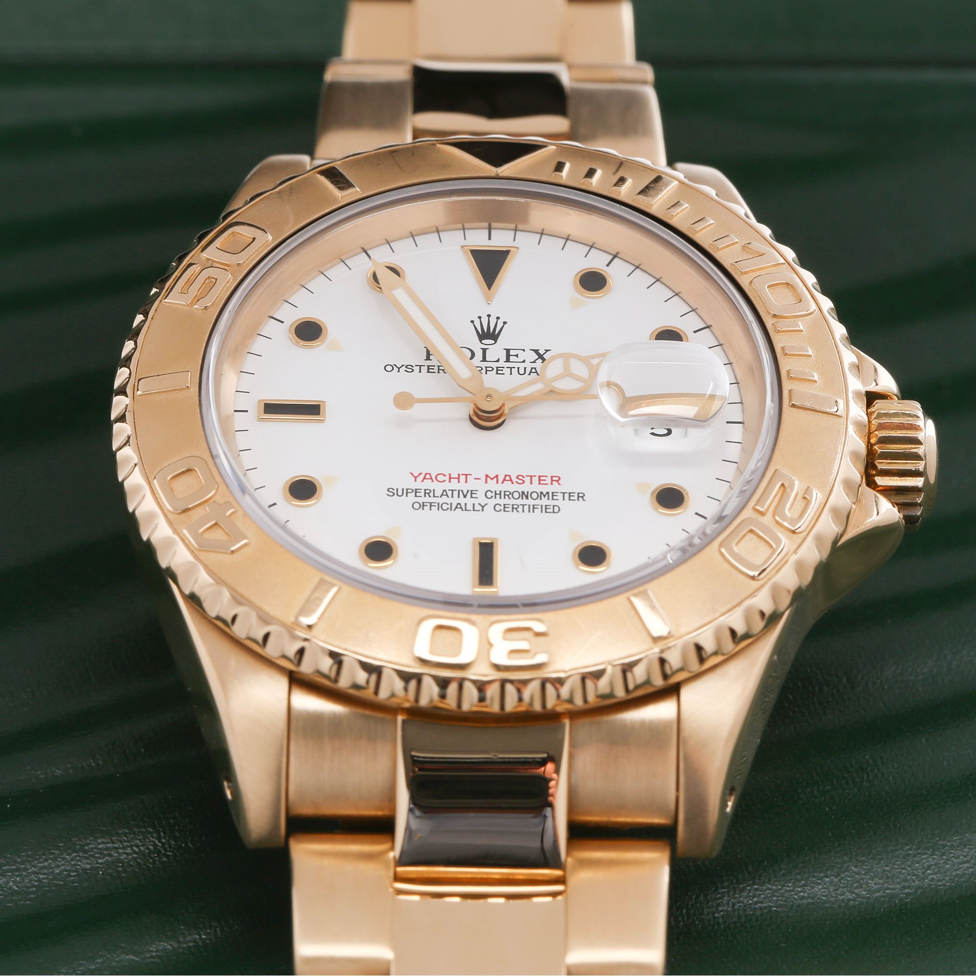 rolex yacht master 40 yellow gold