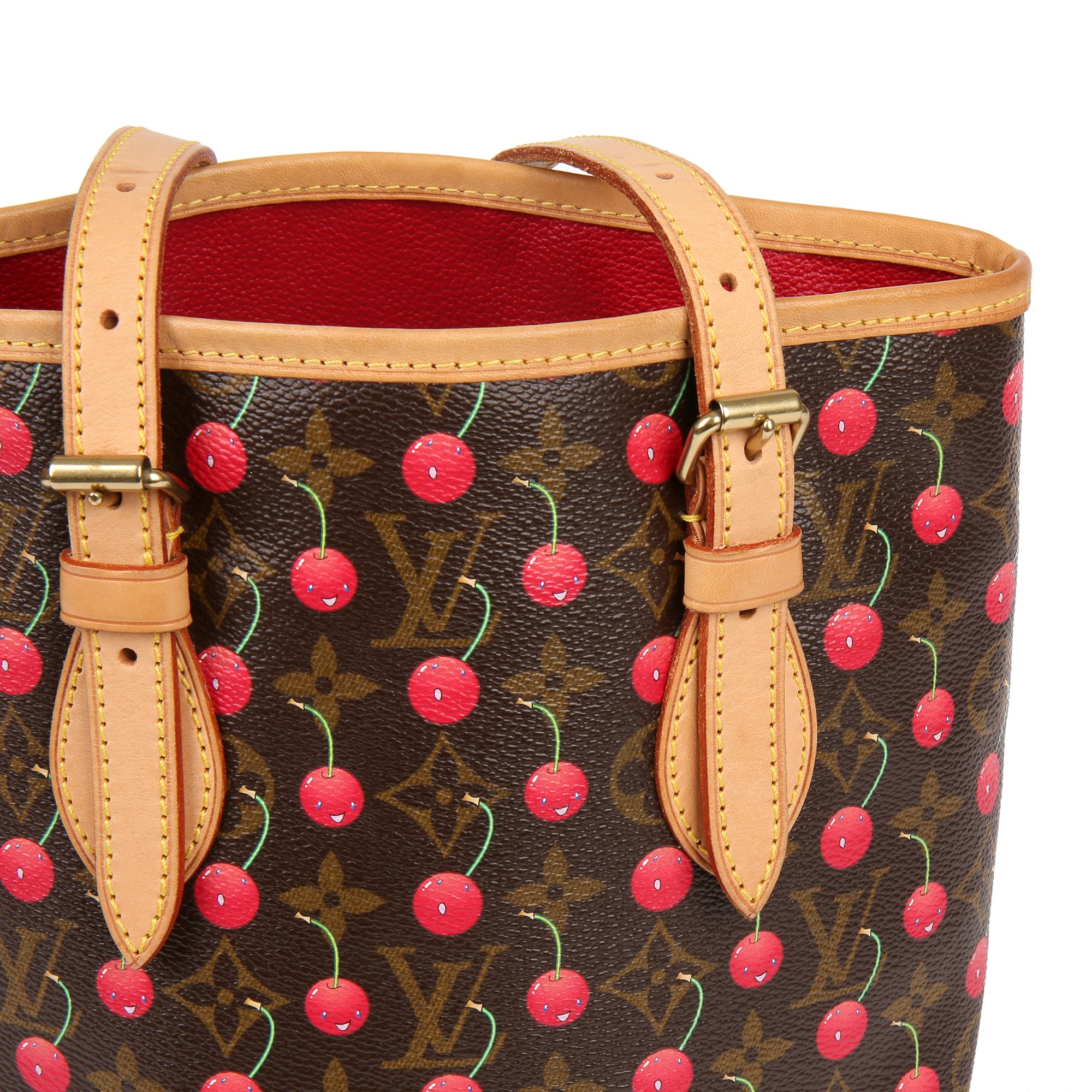 dække over trække sig tilbage fumle Louis Vuitton Bucket Bag 2005 HB3781 | Second Hand Handbags | Xupes