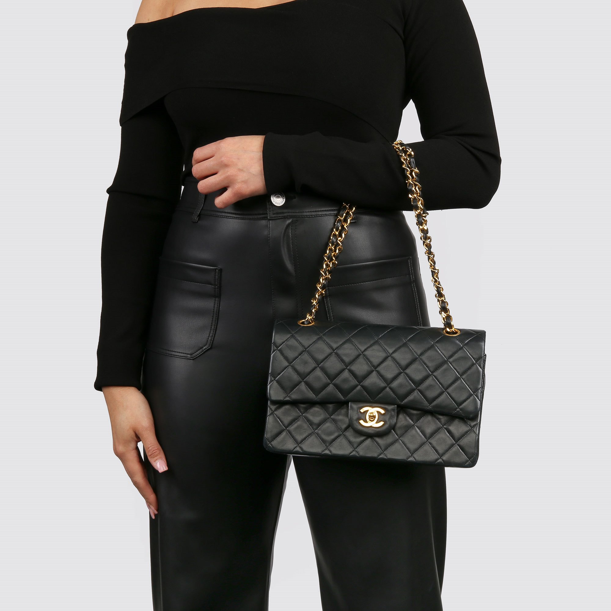 Chanel Medium Classic Double Flap Bag 1990 HB3962 | Second Hand Handbags