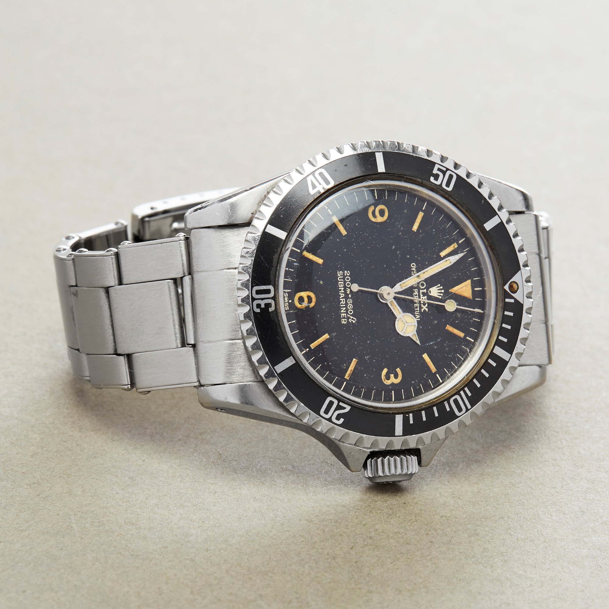 rolex submariner kissing l dial