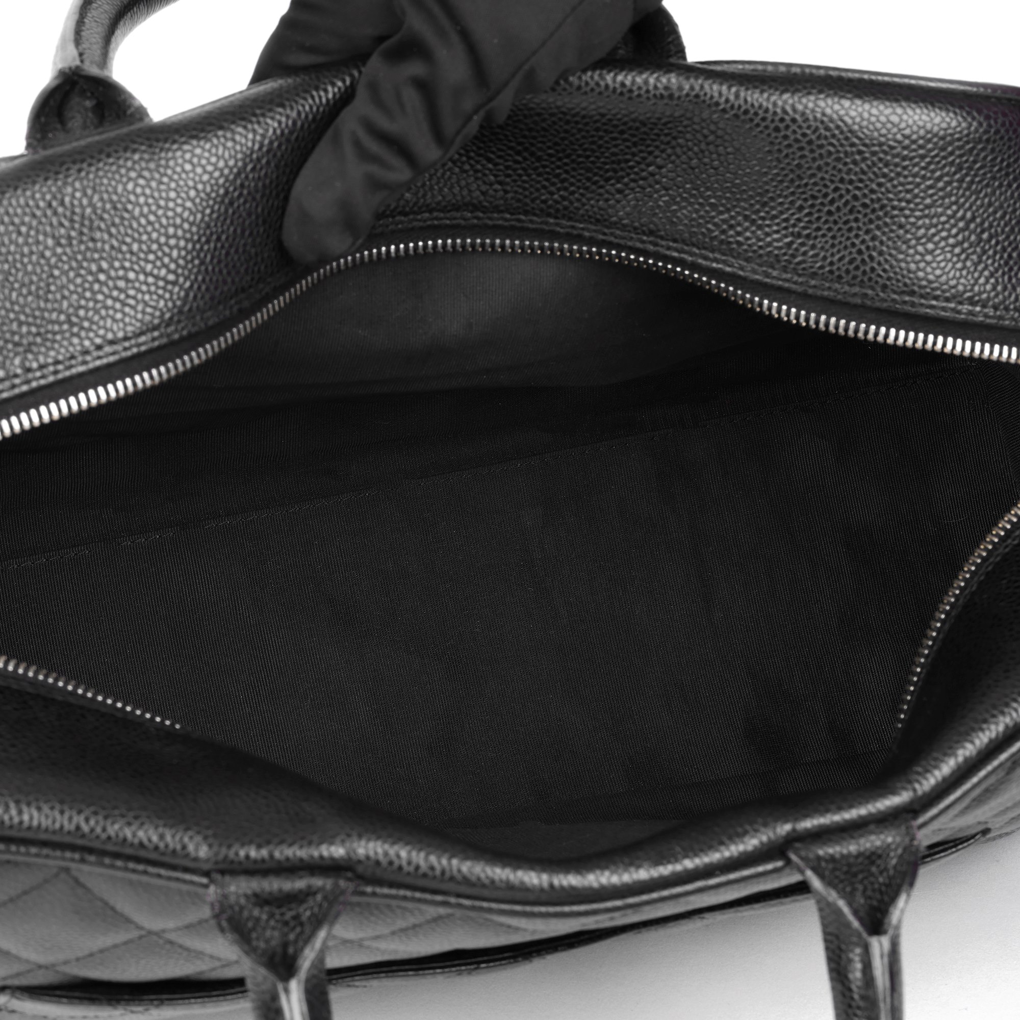 Chanel Boston 2003 HB4011 | Second Hand Handbags | Xupes