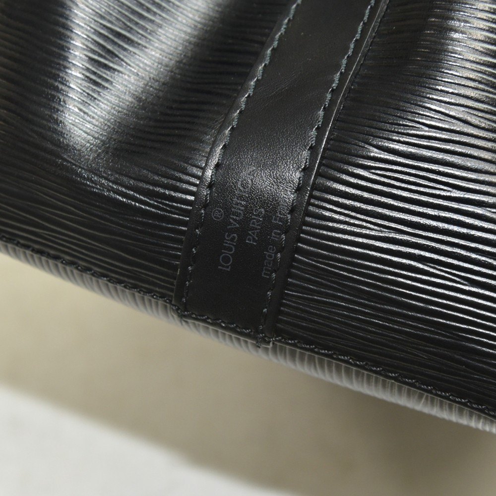 Louis Vuitton Black Epi Leather Vintage Petit Noé