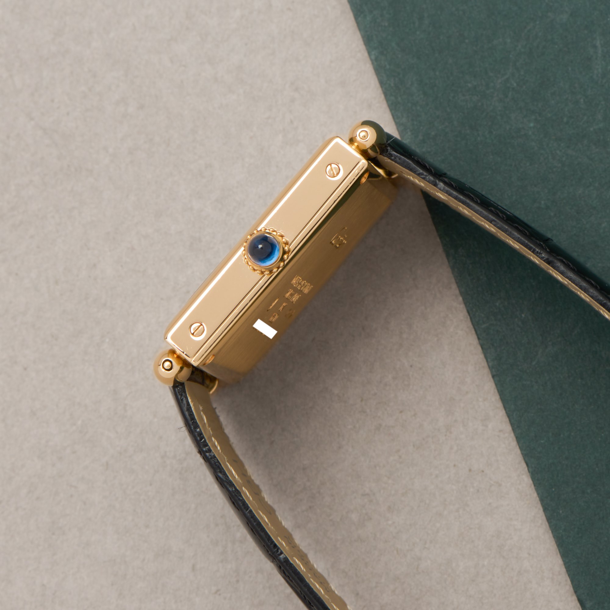 Cartier Tank Obus 18K Yellow Gold WB800151 or 1630
