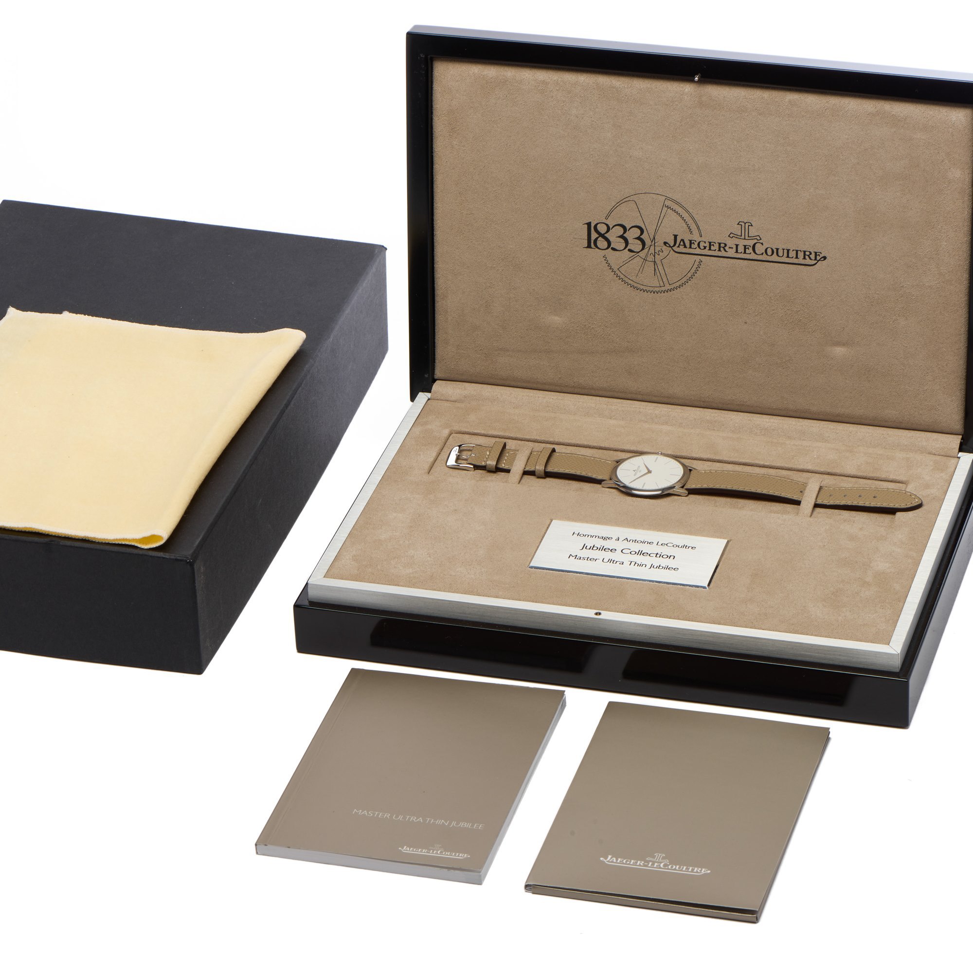 Jaeger-LeCoultre Ultra Thin Limited Edition Of 880 Pieces Platinum Q1296520