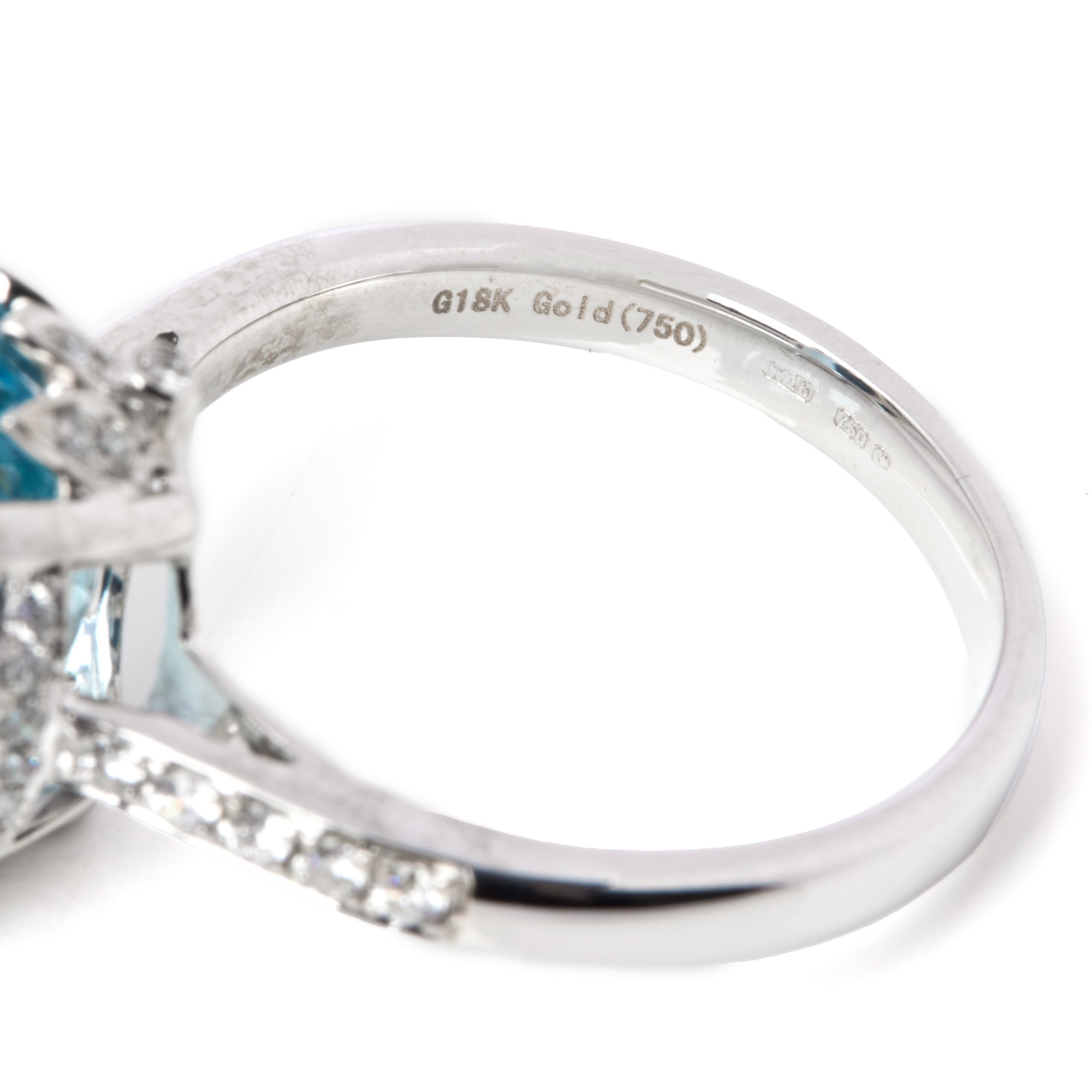 David Jerome Certified 5.62ct Oval Cut Aquamarine and Diamond Ring
