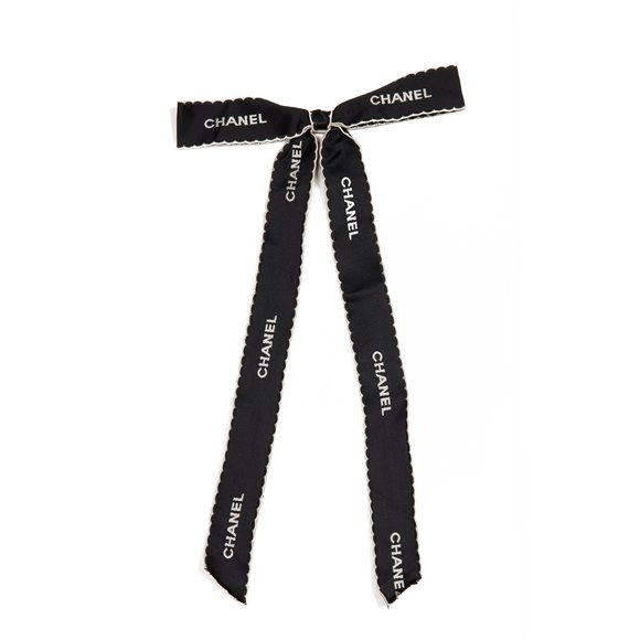 Ribbon Pin