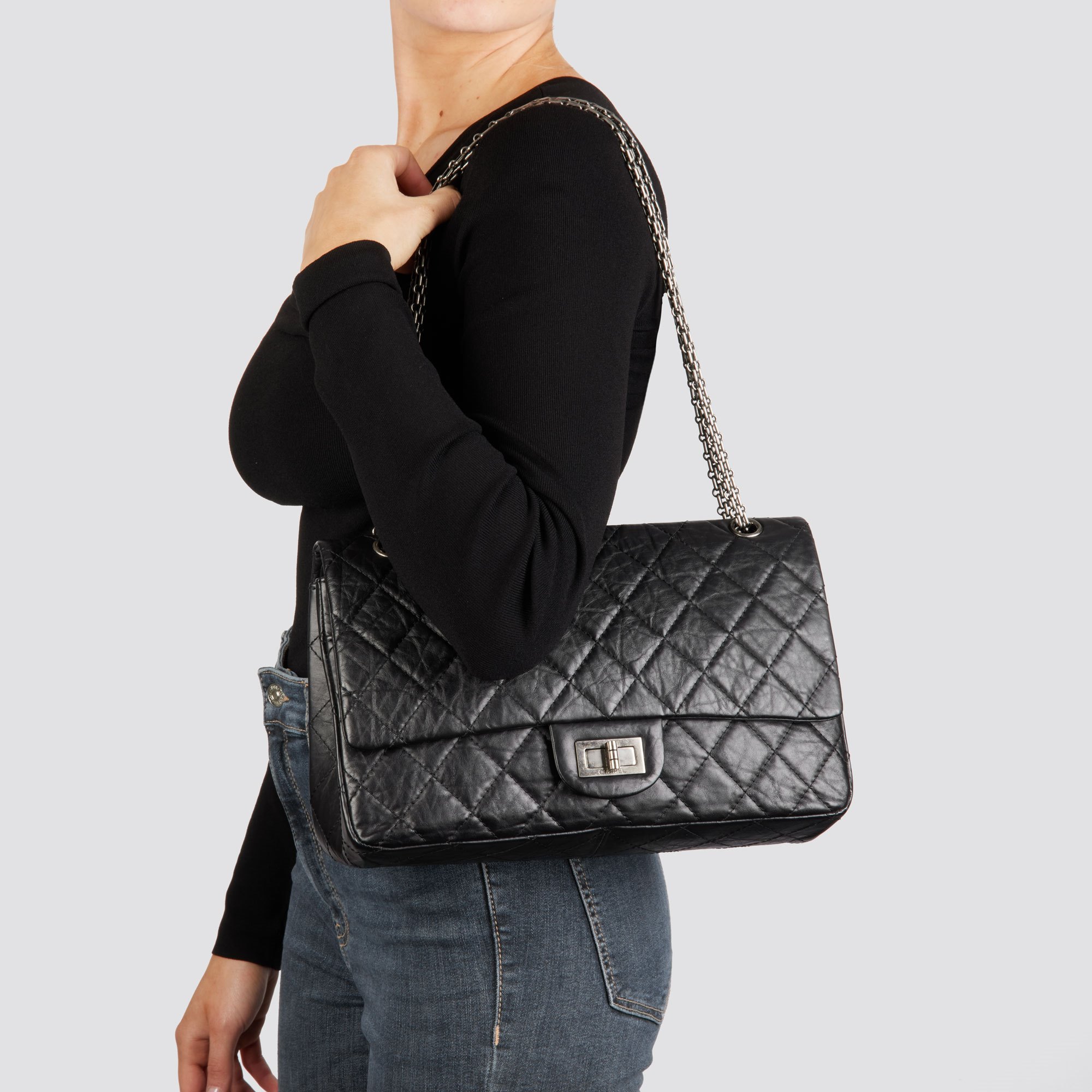 Chanel  Reissue 227 Double Flap Bag 2011 CB608 | Second Hand Handbags