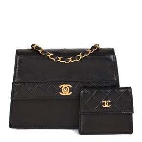 pre owned chanel classic flap bag