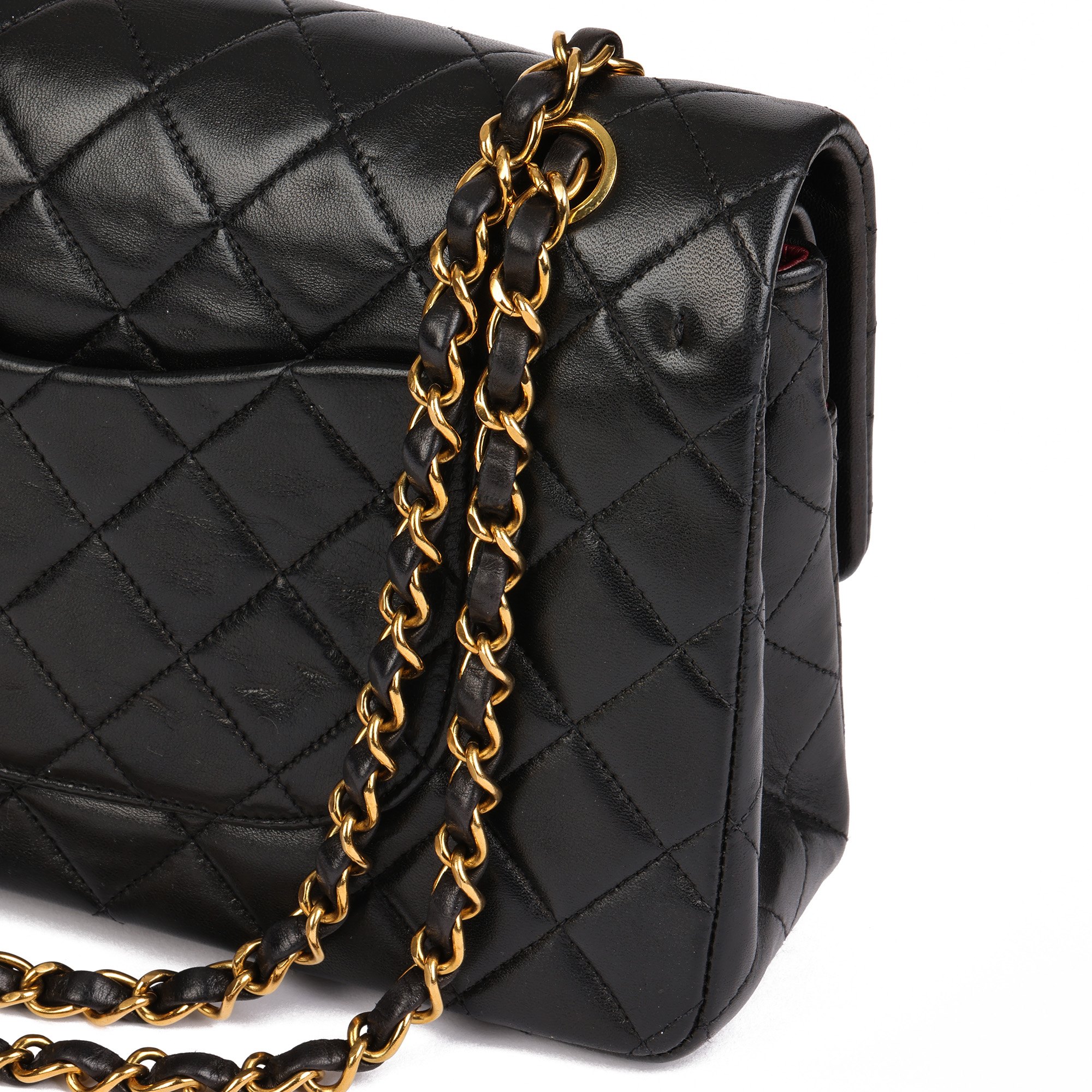Chanel Black Quilted Lambskin Vintage Medium Classic Double Flap Bag